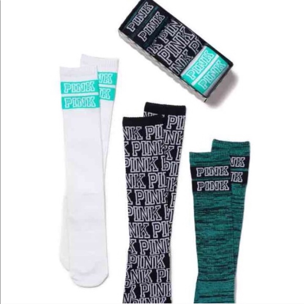 Vs Pink 3 Knee High Socks Gift Set